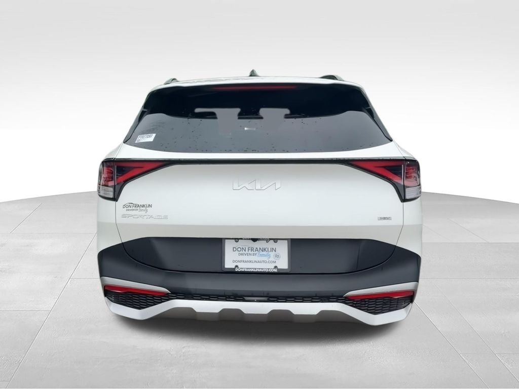 Used 2023 White Kia EX image 7