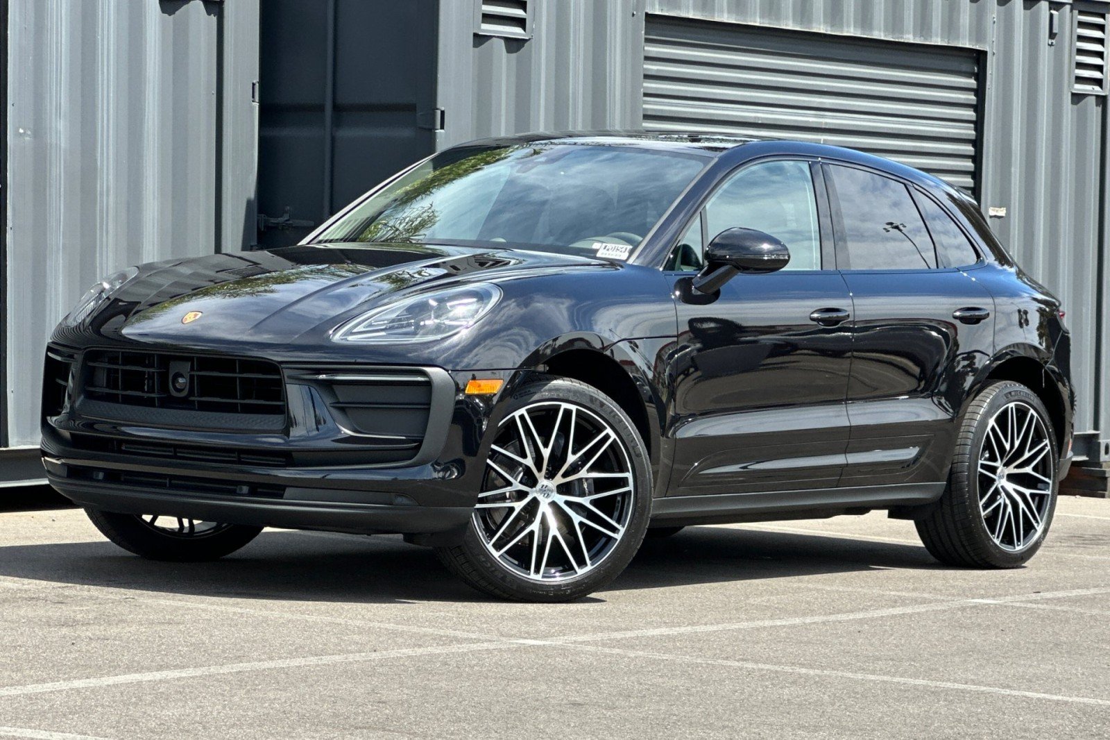 2026 Porsche Macan Base