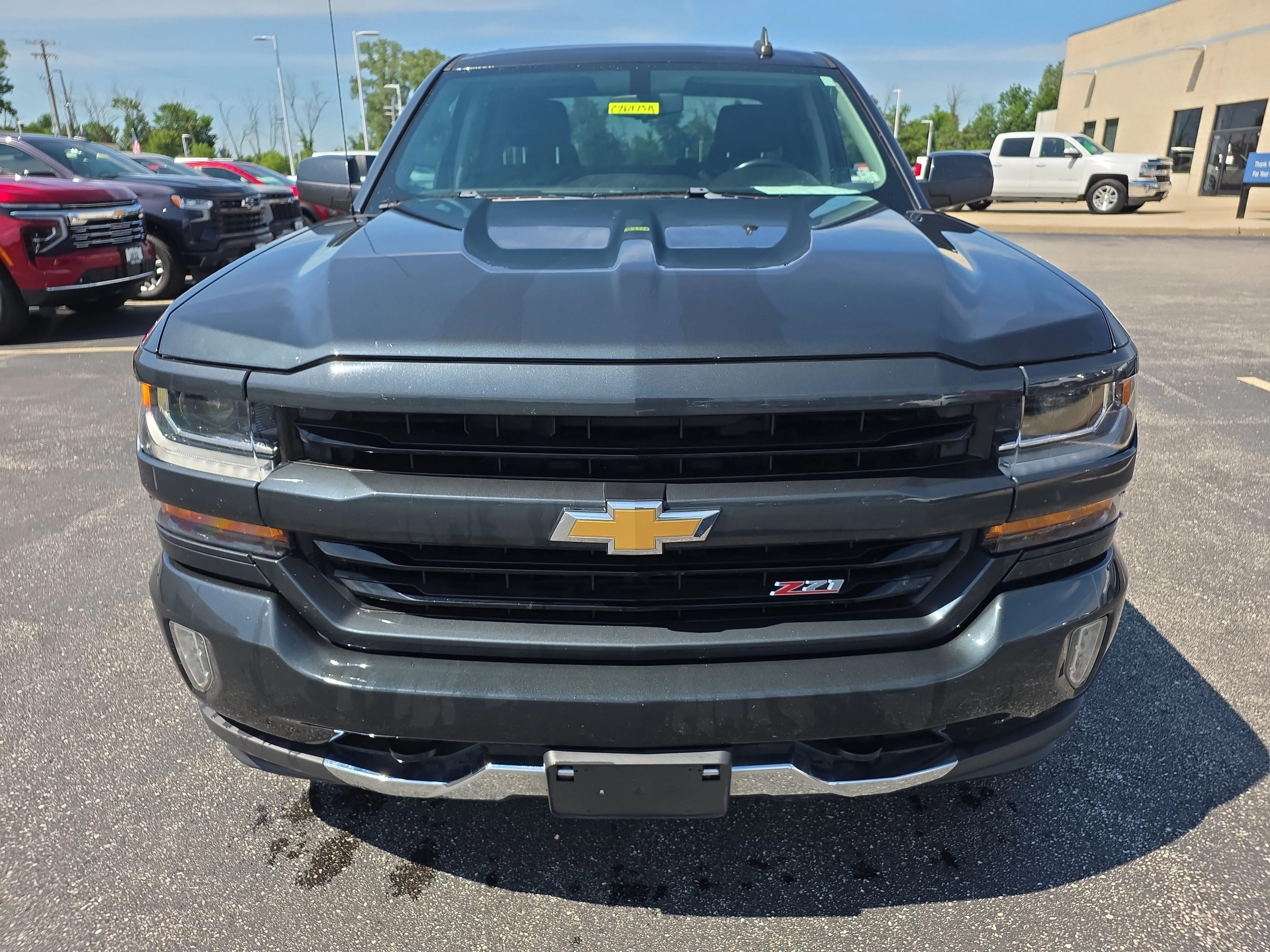 Used 2019  Chevrolet LT image 9