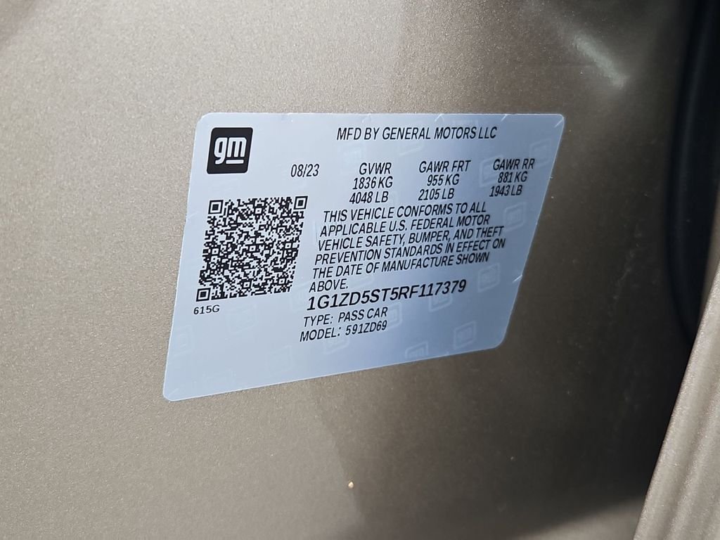 Used 2024 Mineral Gray Metallic Chevrolet LT image 32