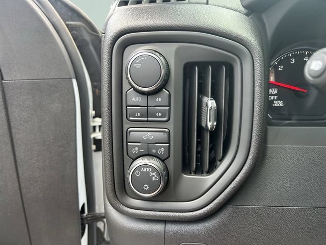 Used 2024 Summit White Chevrolet Custom Trail Boss image 26