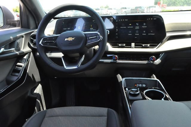 New 2026 Summit White Chevrolet LT image 15
