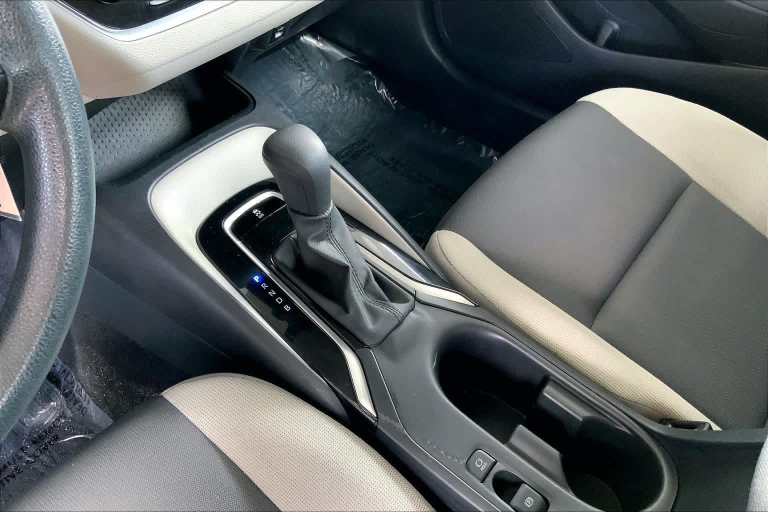 2024 Toyota Corolla LE - Photo 17