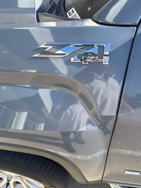 Used 2015 LIGHT STEEL GRAY METALLIC GMC SLE image 3
