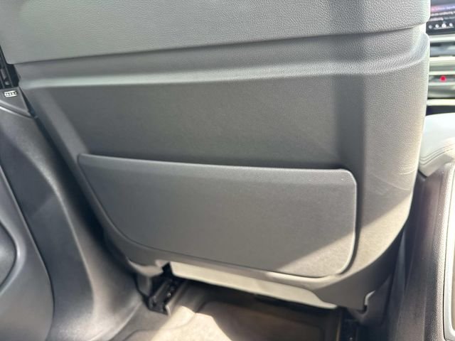 Used 2026 Gray BMW sDrive40i image 19