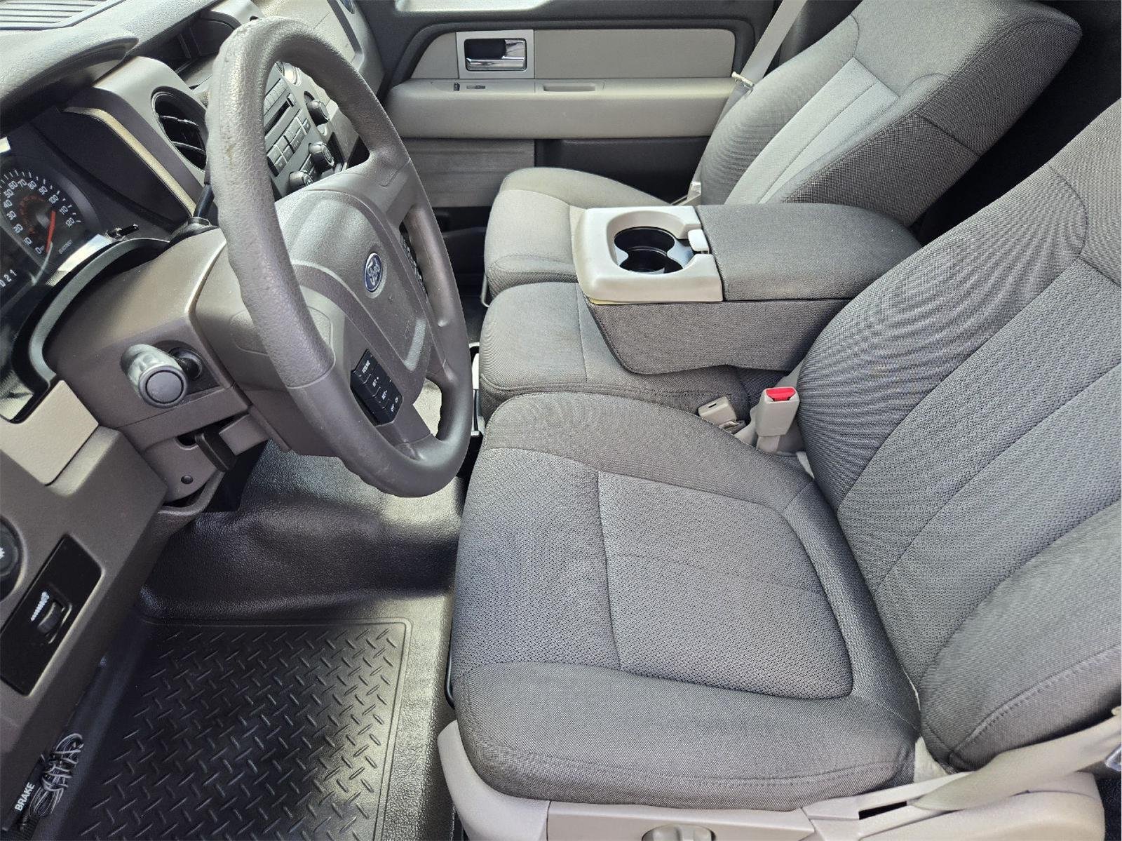 Used 2009  Ford XLT image 12