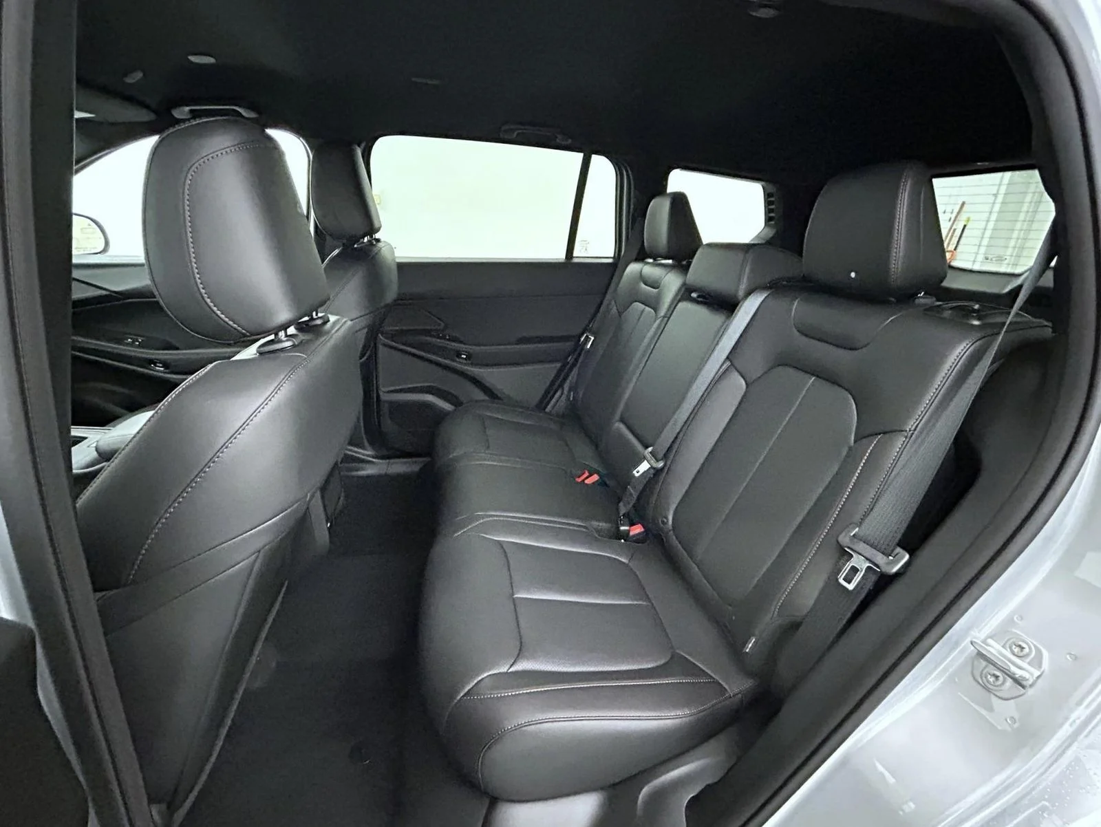 New 2026 Silver Jeep Limited image 19