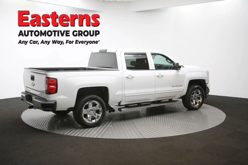 Used 2018 White Chevrolet LT image 42