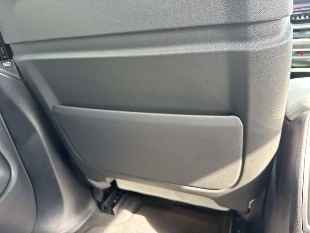 Used 2026 Gray BMW sDrive40i image 19