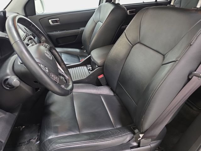 Used 2015 Diamond White Pearl Honda Touring image 13