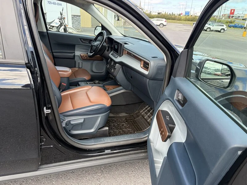 Used 2022 Black Ford Lariat image 6