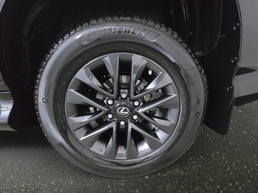 Certified Used 2022 Black Lexus 460 image 37