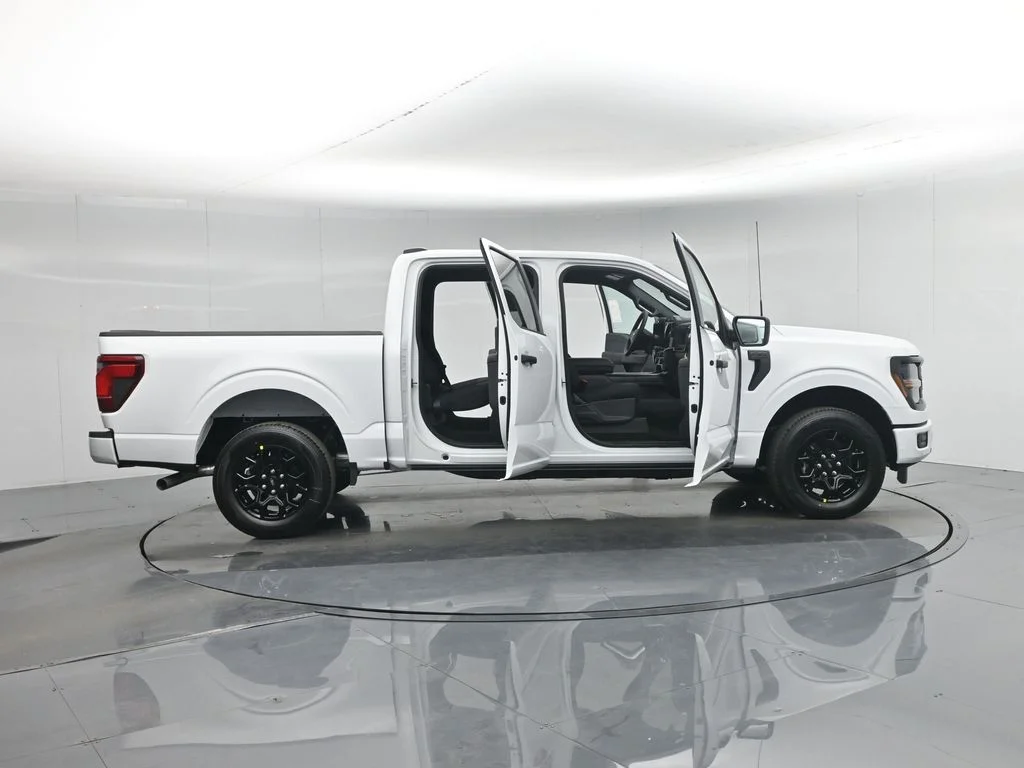New 2026 Oxford White Ford STX image 26