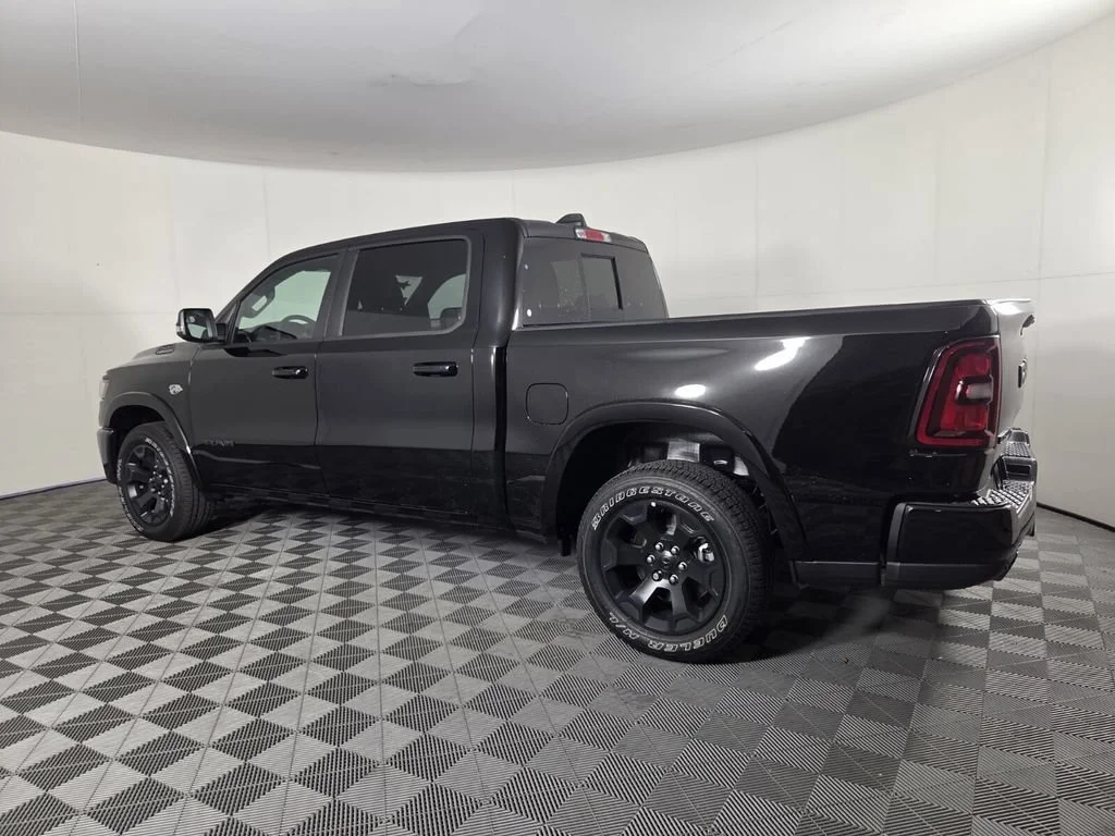 New 2026 Diamond Black Crystal Pearl-Coat Exterior Paint RAM Big Horn image 7