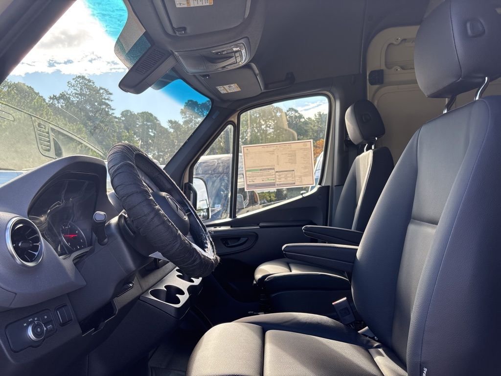 New 2026 White Mercedes-Benz AWD Cargo image 42