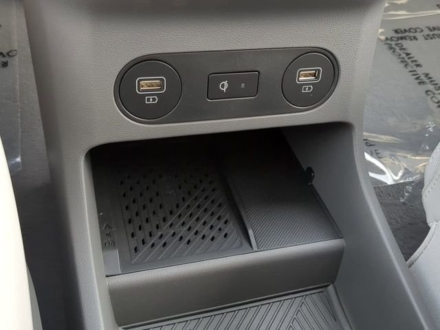 Certified Used 2023 Black Hyundai SEL image 22