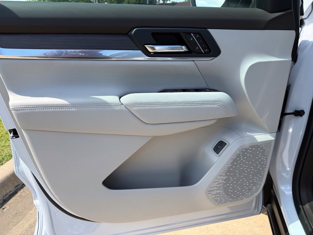 New 2026 Glacier White Tricoat GMC Denali image 10
