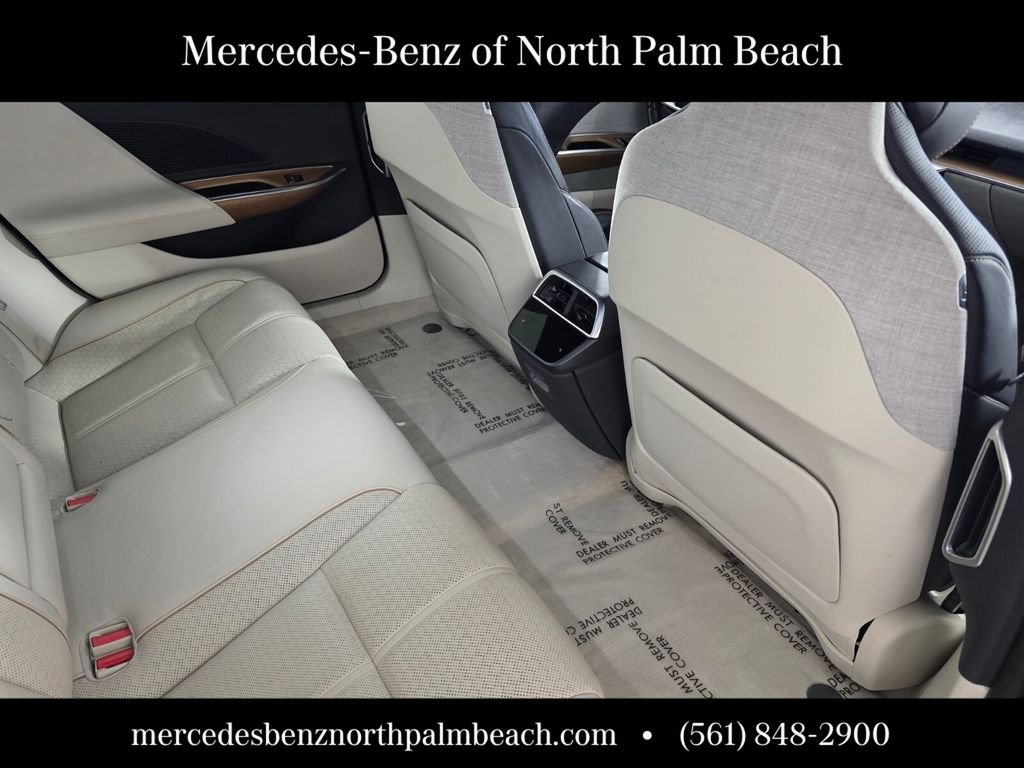 Used 2023 White Lucid Grand Touring image 28