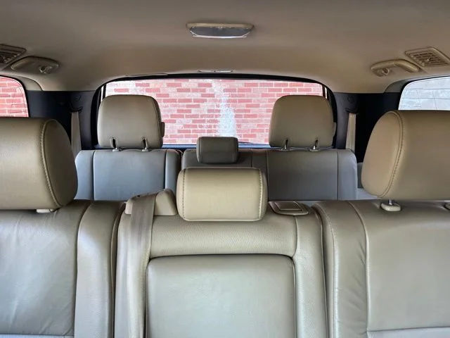 Used 2016 Super White Toyota SR5 image 33