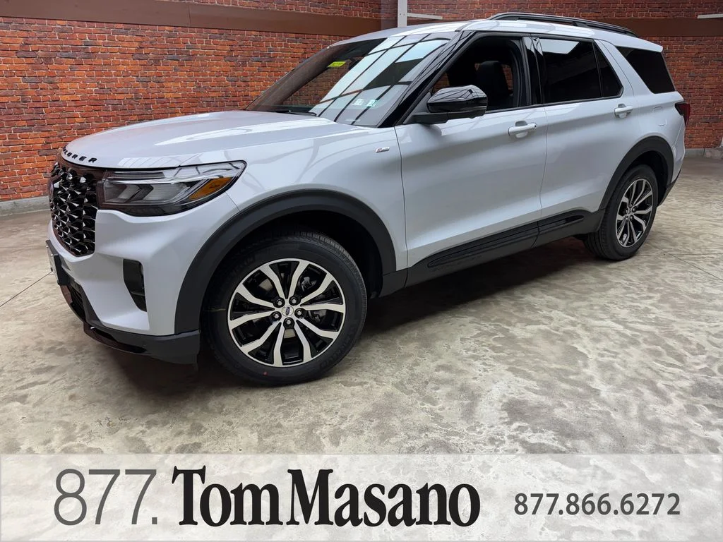 2026 Ford Explorer ST-LINE 4WD's photo