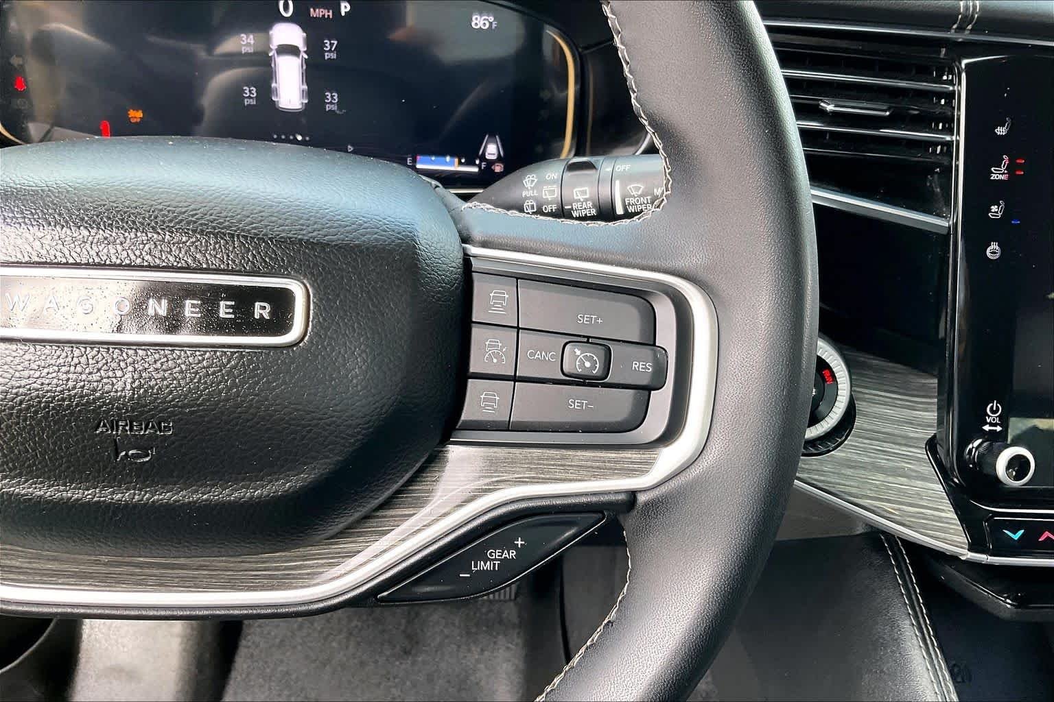 Used 2022 Baltic Gray Metallic Clearcoat Jeep Series III image 22