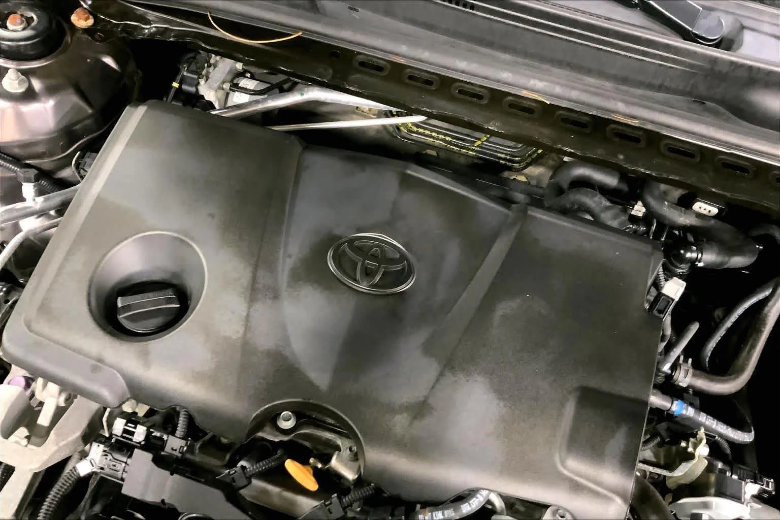 Certified Used 2019 Predawn Gray Mica Toyota XLE image 33