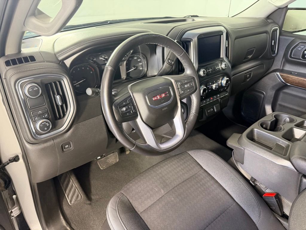 Used 2021 Silver GMC SLE image 31