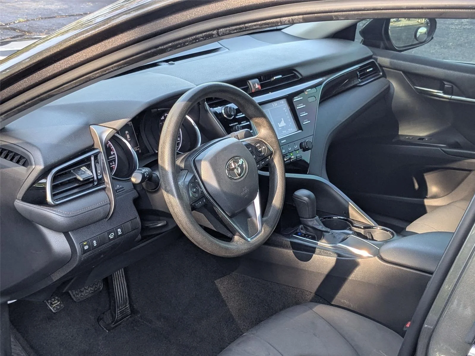 Used 2020 Toyota Camry LE with VIN 4T1C11AK5LU925687 for sale in Oxford, MS