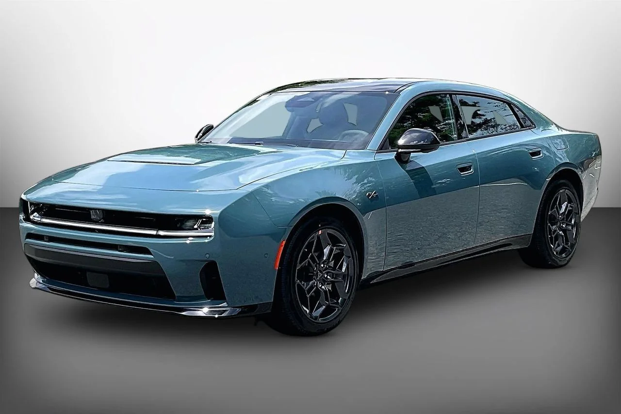 New 2026 Pitch Black Dodge R/T Plus image 4