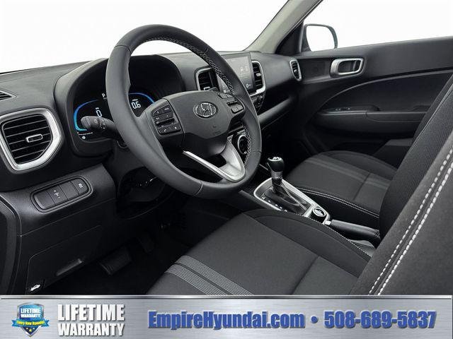 New 2026 Shimmering Silver Hyundai SEL image 14