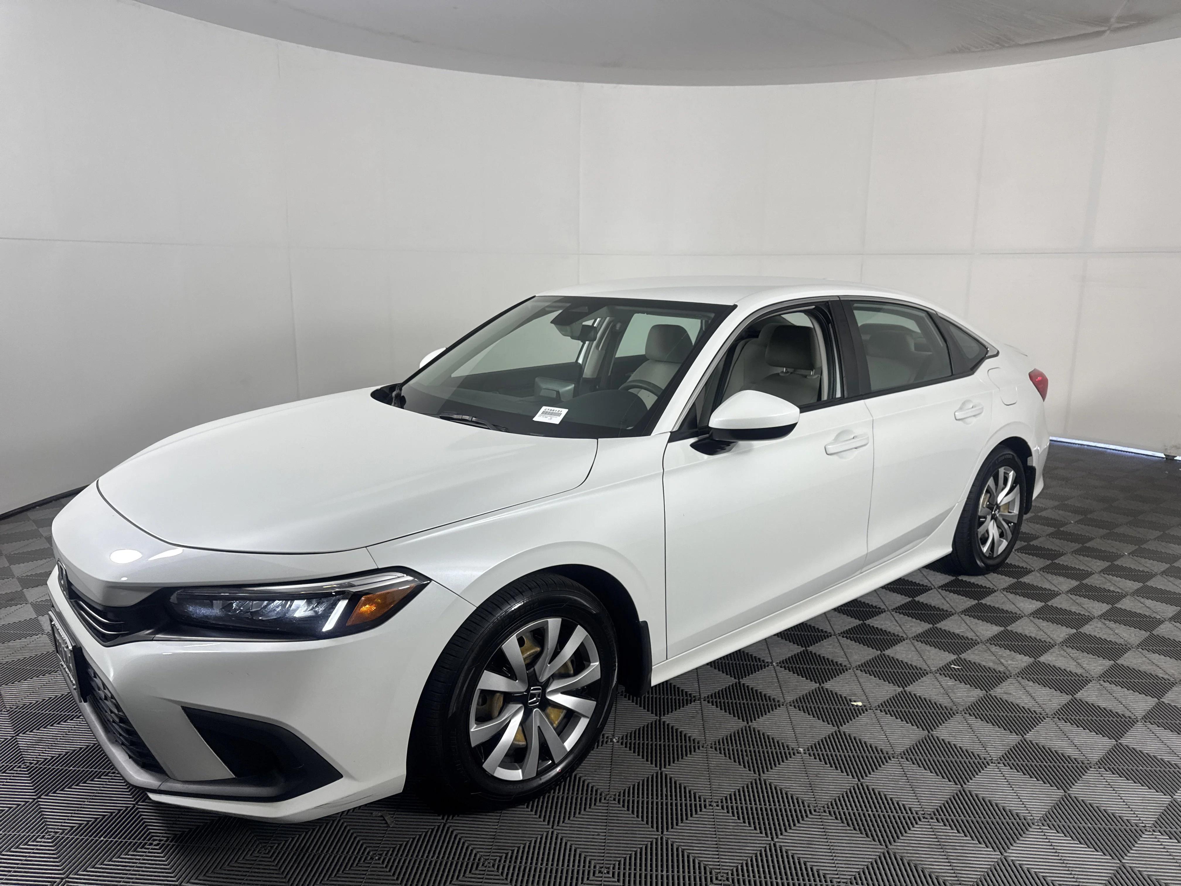 2023 Honda Civic LX - Photo 8