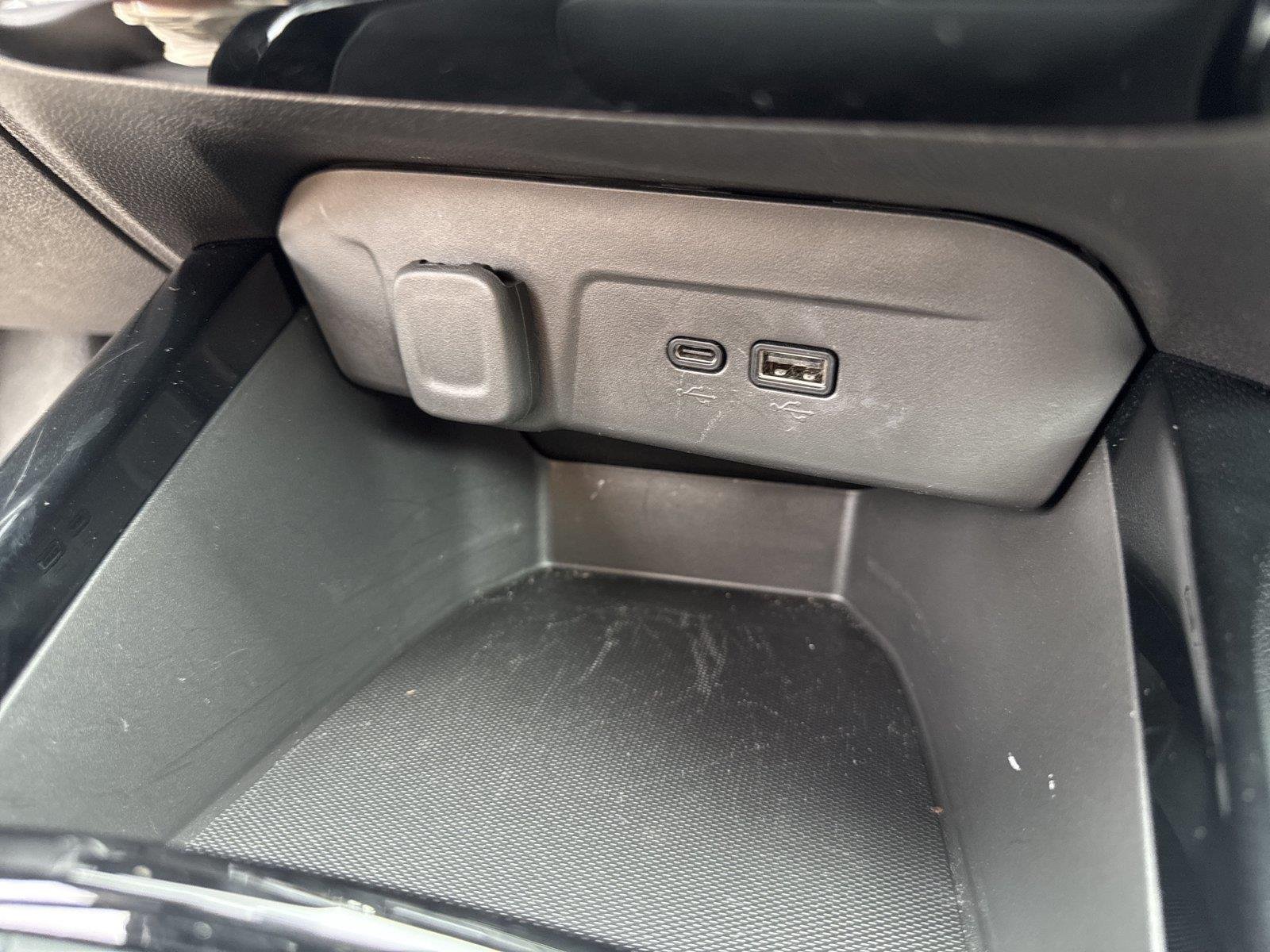 Used 2025 Sterling Gray Metallic Chevrolet LT image 21