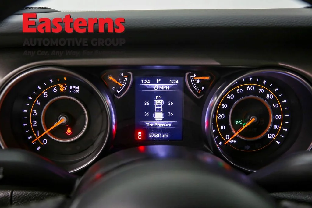 Used 2023 White Jeep Sport image 18