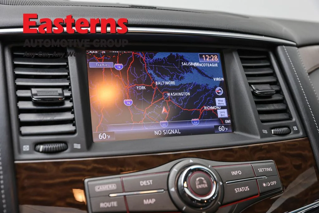 Used 2017 Black Nissan Platinum image 21