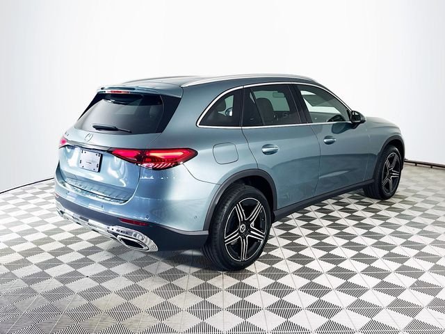 New 2026 Verde Silver Metallic Mercedes-Benz GLC 300 image 7