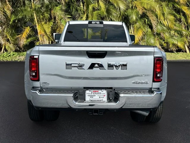 New 2026 Silver-Zynith Exterior Paint RAM Tradesman image 5