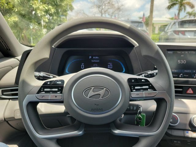 Certified Used 2025 Black Hyundai SE image 20