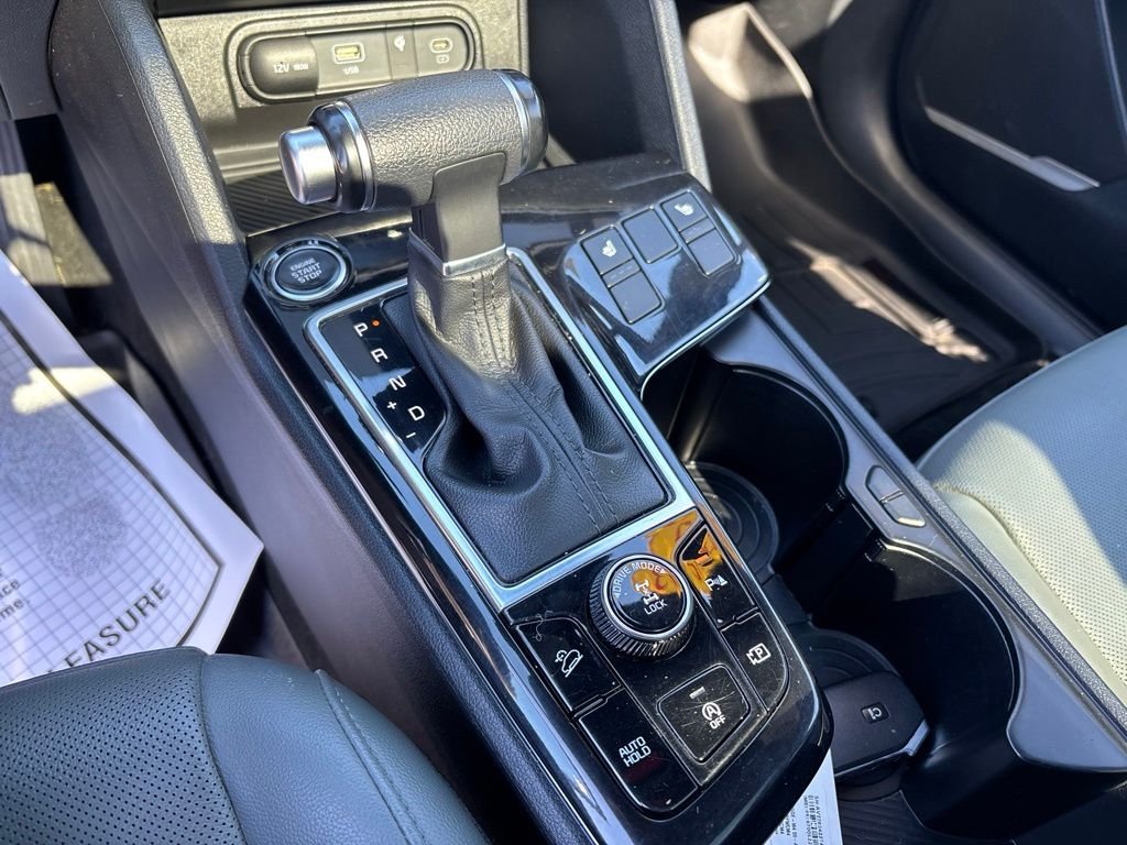 Used 2023 Black Kia X-Line image 30