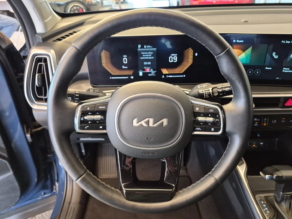 Used 2025 Blue Kia EX image 18