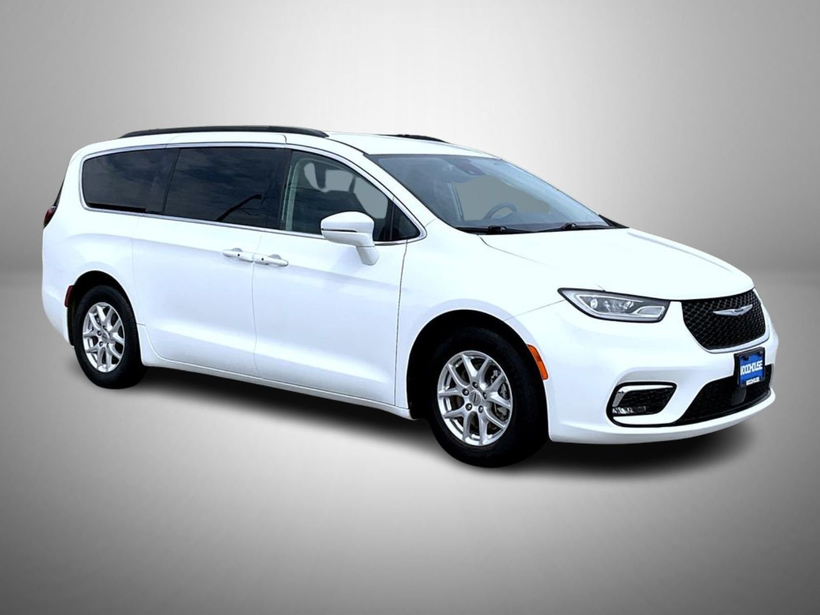 Used 2022 White Chrysler Touring L image 3