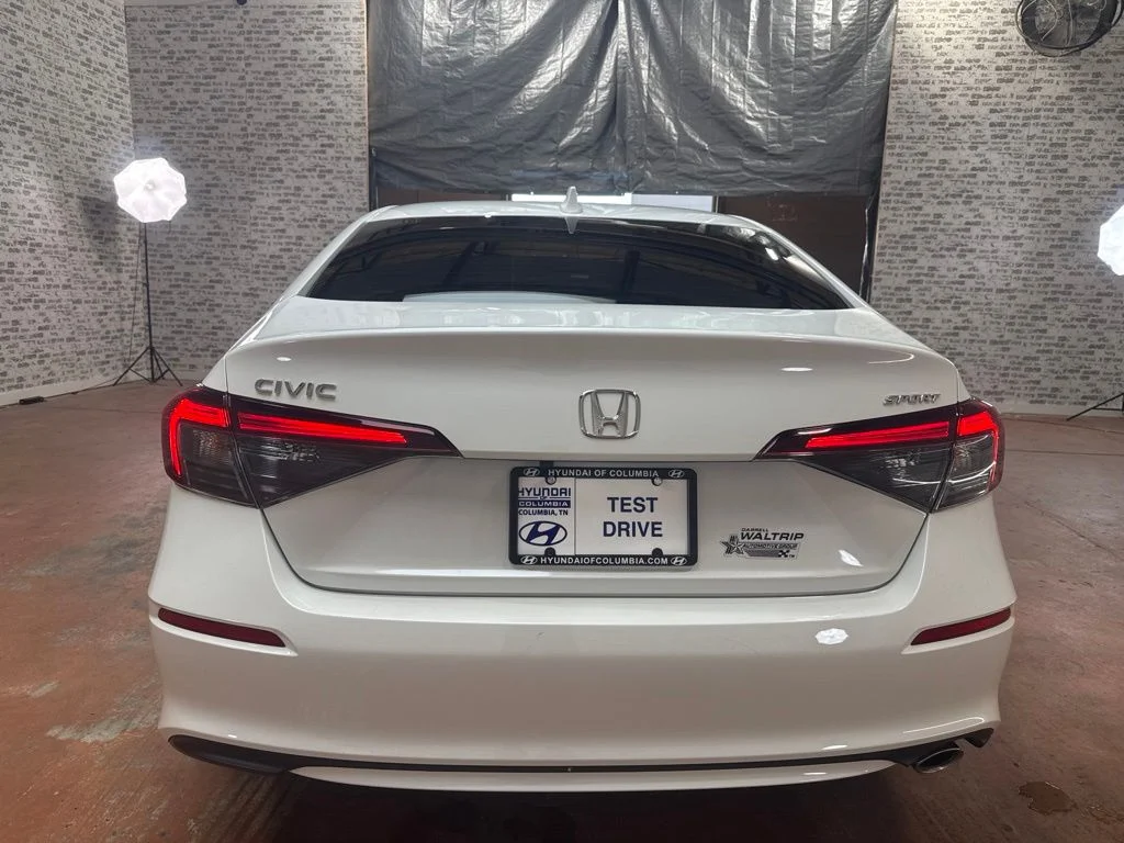 Used 2025 Platinum White Pearl Honda Sport image 6