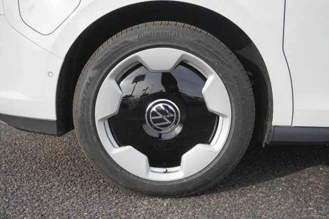 2025 Volkswagen ID. Buzz PRO S - Photo 6