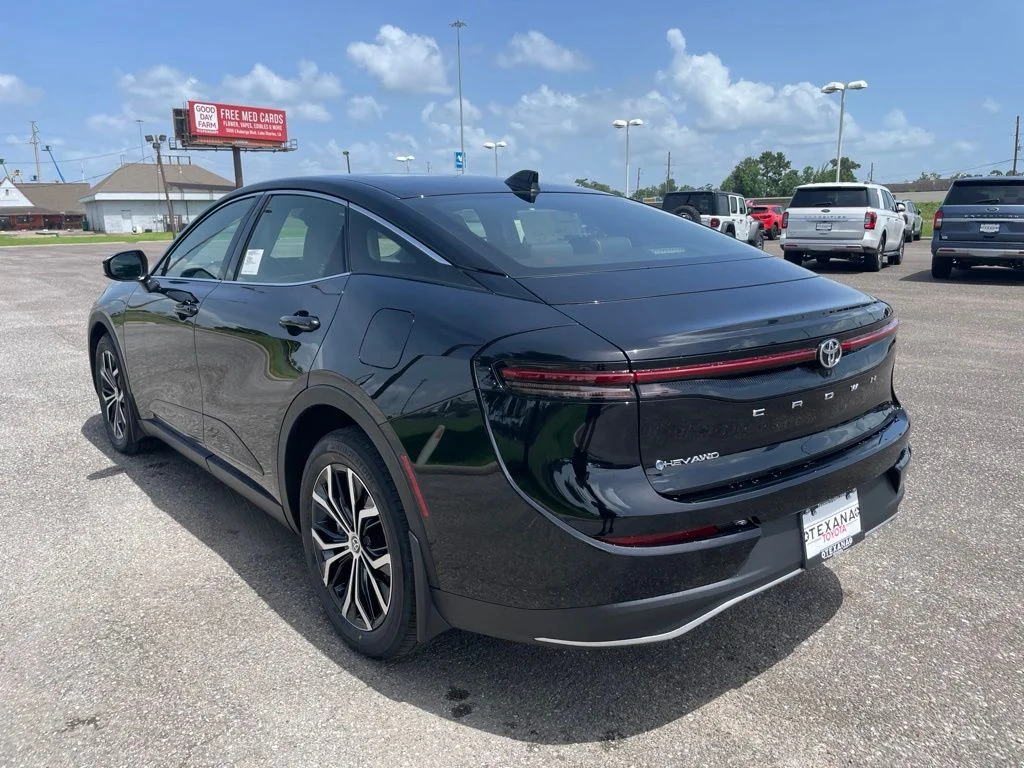New 2026 Black Toyota XLE image 5