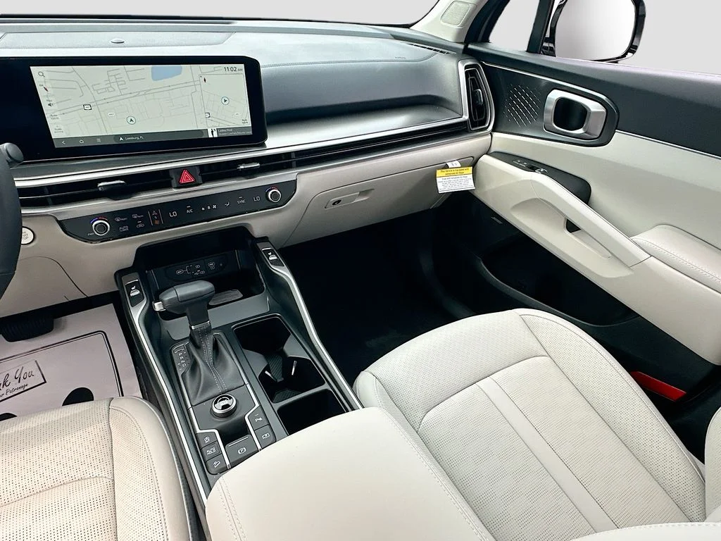 New 2026 Wolf Gray Kia EX image 25