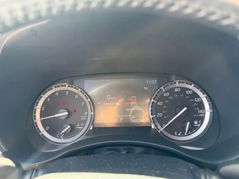Used 2022 Red Toyota XLE image 9