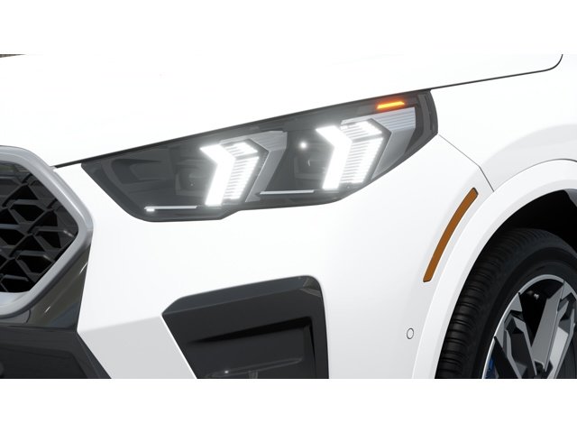 New 2027 Alpine White BMW  image 6