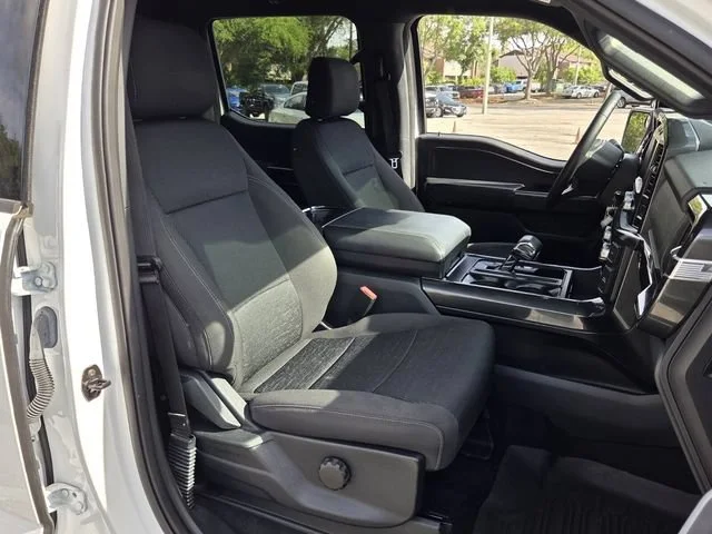 Used 2023 White Ford XLT image 21