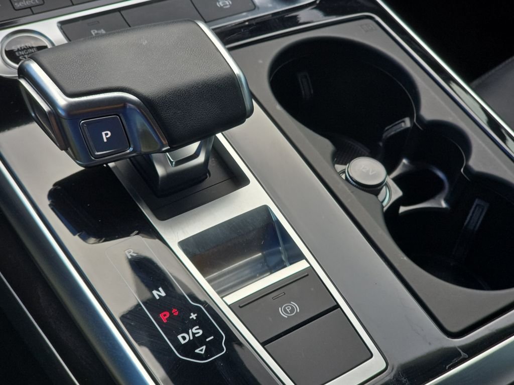 Used 2023 White Audi 55 Premium image 18