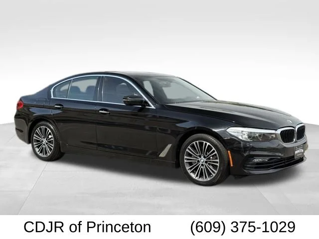 2018 BMW 5 Series 530i xDrive Sedan's photo