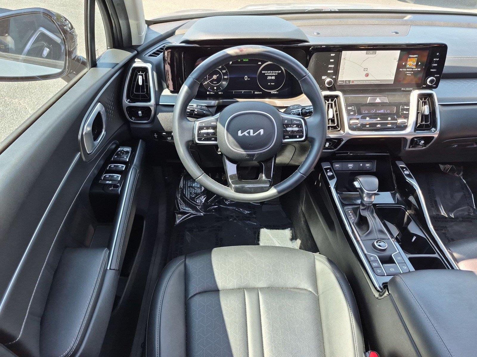 Used 2023 GRAVITY GRAY KIA  image 35